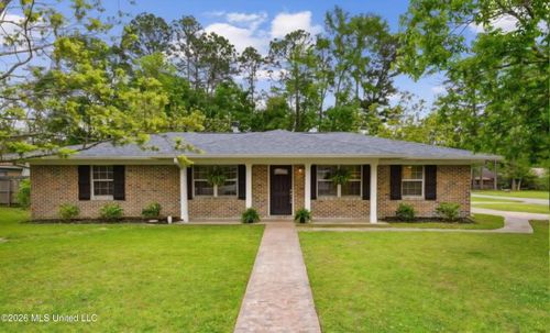 2700 Hargrove Drive, Ocean Springs, MS, 39564 | Card Image