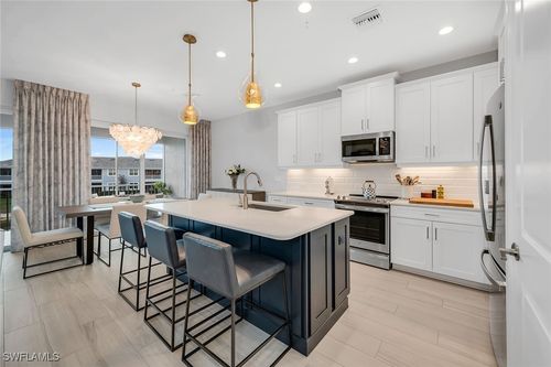 1607-2609 Seychelles Circle, Naples, FL, 34112 | Card Image