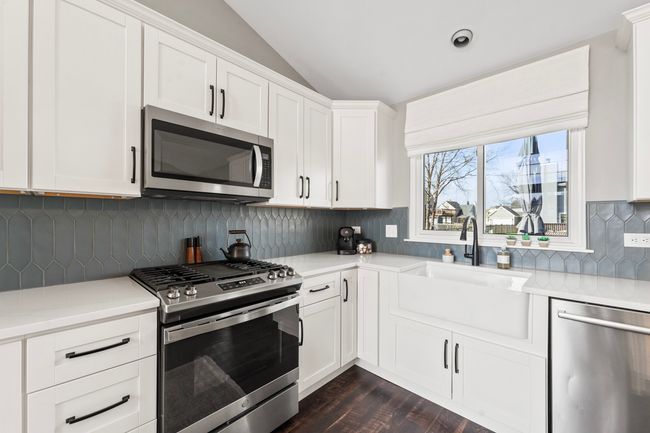 1396 Newcastle Ct, House other with 3 bedrooms, 3 bathrooms and 2 parking in Bartlett IL | Image 12