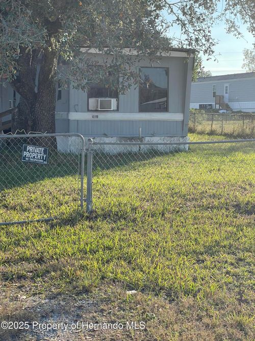 16148 Boca Raton St, BROOKSVILLE, FL, 34604-8062 | Card Image