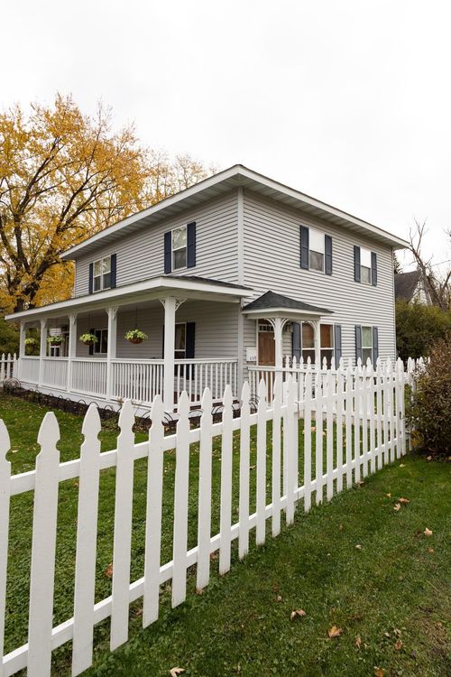 110 S Green Ave, New Richmond, WI, 54017-2023 | Card Image