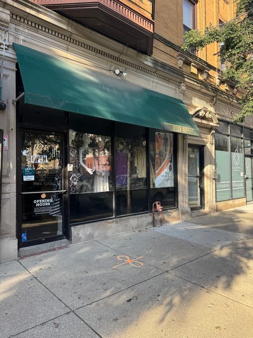 1020 W Leland Ave, Chicago, IL, 60640-5028 | Card Image