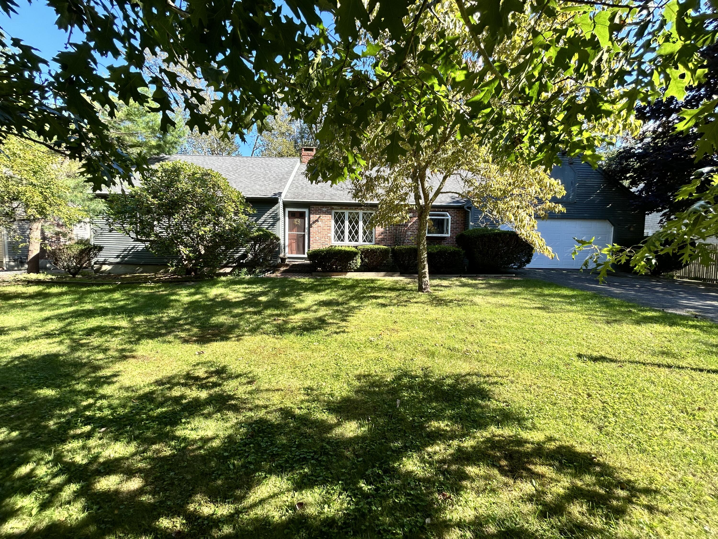 Freeboard Ln, Yarmouth Port, MA 02675