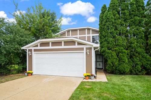 6 Wild Rose Ct, Streamwood, IL, 60107-2844 | Card Image