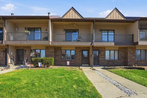 896 Jordan Cir, Schererville, IN, 46375 | Card Image