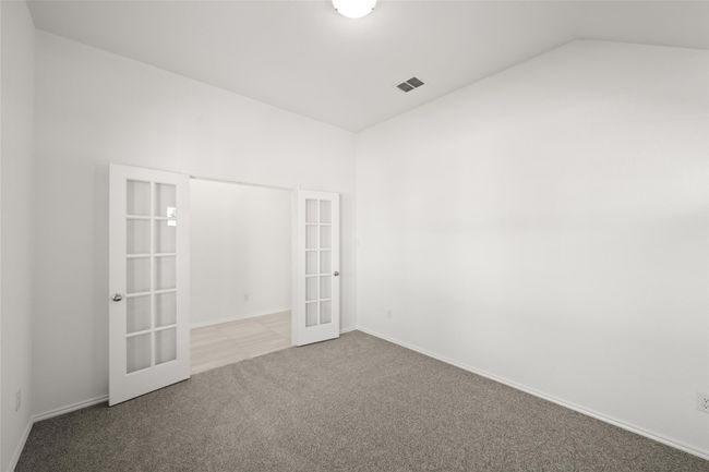 921 Beverly Study2 | Image 11