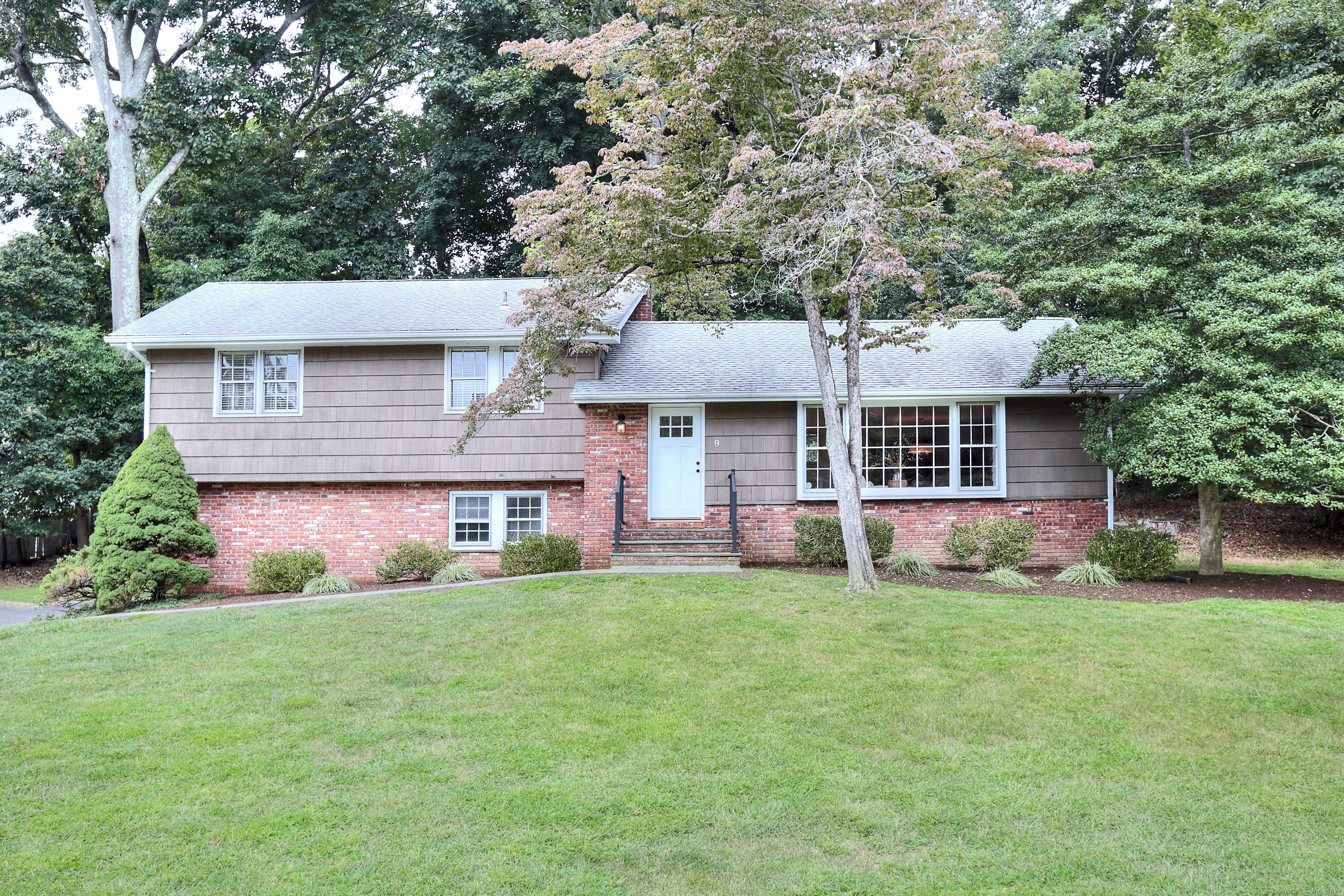 Rocky Ridge Rd, Westport, CT 06880