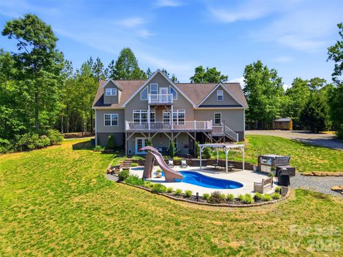 631 Sedona Dr, Nebo, NC, 28761-4743 | Card Image