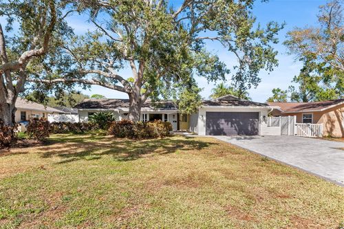 1455 54th Ave Ne, ST PETERSBURG, FL, 33703-3226 | Card Image