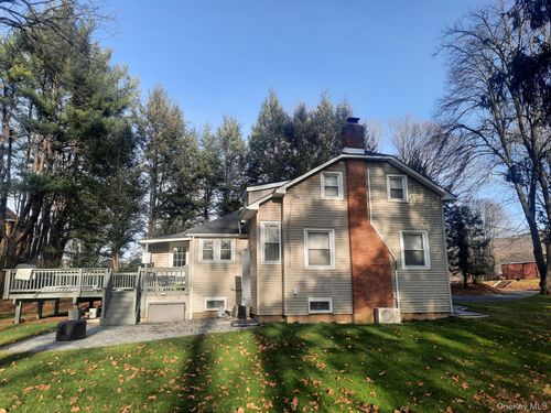 23 Valley Ave, Central Valley, NY, 10917-3660 | Card Image