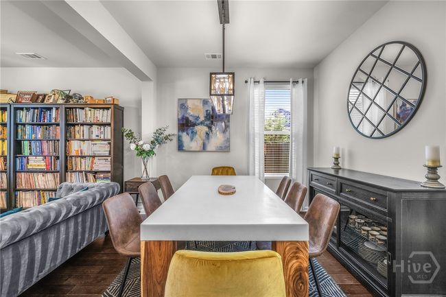 Dining Area | Image 18