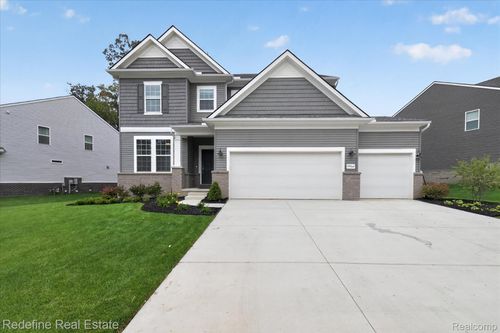 59564 Schuss Gully Dr, New Hudson, MI, 48165-5702 | Card Image