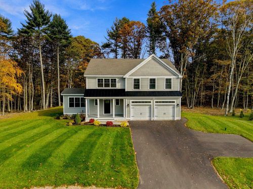 3-3 Washburn Farm Ln, Kittery Point, ME, 03905-5671 | Card Image