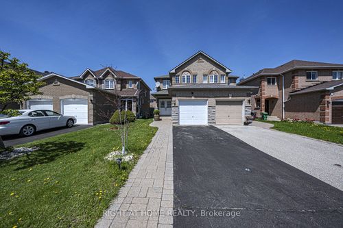 604 Summer Park Cres, Mississauga, ON, L5B4E9 | Card Image