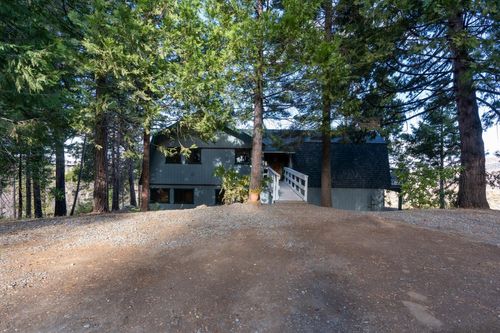 39090 Woodland Road, Shaver Lake, CA, 93664 | Card Image