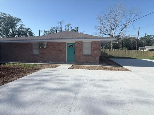 a-43291 Baker Ln, Hammond, LA, 70403-2817 | Card Image