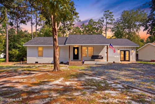 1361 Forest Lake Dr, Southport, NC, 28461-9513 | Card Image