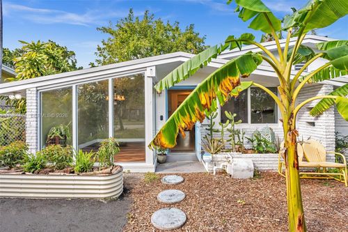 2431 Mayo St, Hollywood, FL, 33020-5839 | Card Image