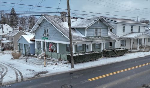 329 S Chestnut St, Barnesville, OH, 43713-1373 | Card Image