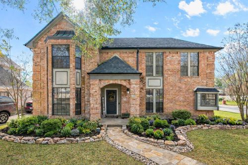 41 Windsor Dr, Conroe, TX, 77304-2770 | Card Image
