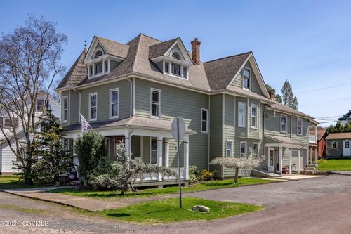 149 Gearhart St, Danville, PA, 17821-3070 | Card Image