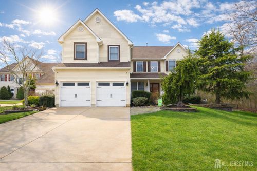 8 Clearbrook Ct, Howell, NJ, 07731-3143 | Card Image