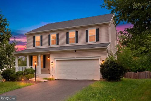 18213 Jillian Ln, Triangle, VA, 22172-1237 | Card Image