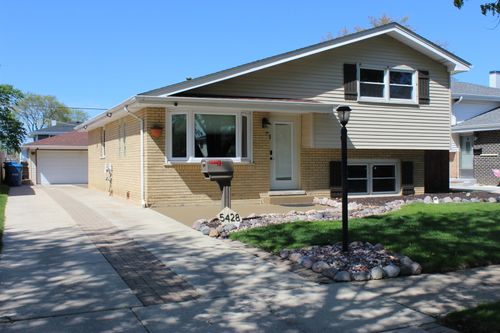 5428 138th St, Crestwood, IL, 60418-1619 | Card Image