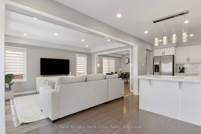 173 W Oak Trail, House attached with 3 bedrooms, 3 bathrooms and 1 parking in Kitchener ON | Image 17