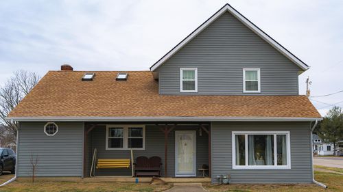 120 W 3rd St, Frazeysburg, OH, 43822-9737 | Card Image