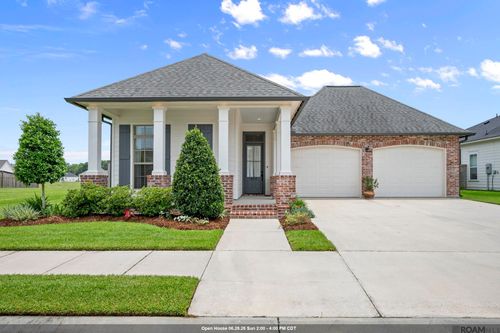603 Glenthorne Dr, Gonzales, LA, 70737-3061 | Card Image