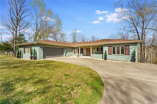 25 Huskins Cir, Bella Vista, AR, 72715-2910 | Card Image