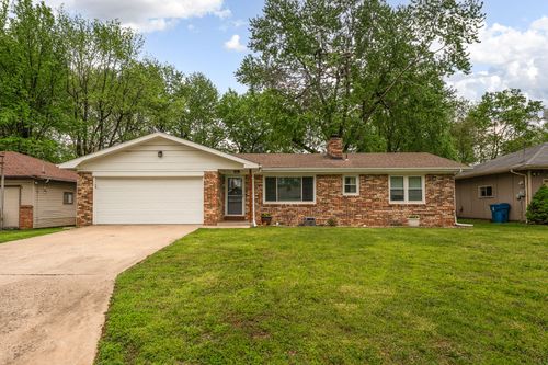 1116 S Paula Avenue, Springfield, MO, 65804 | Card Image