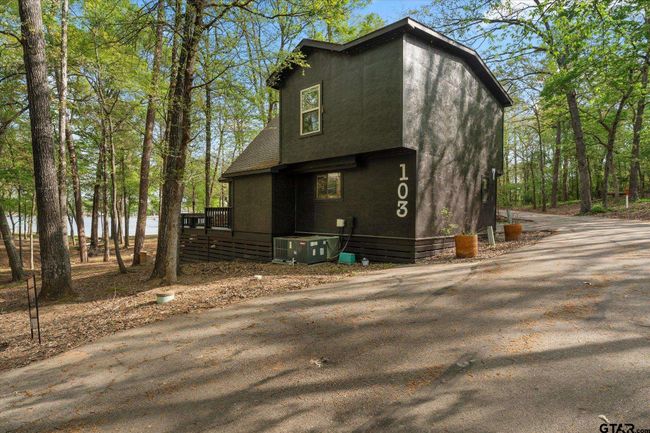 103 E Barker Creek Rd, House other with 3 bedrooms, 2 bathrooms and null parking in Scroggins TX | Image 6