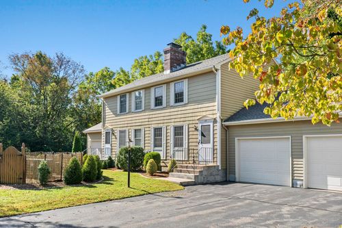 13 Early Dawn Cir, Windsor, CT, 06095-1305 | Card Image