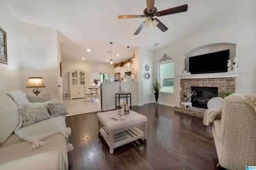 274 Belmont Way, CHELSEA, AL, 35043-7608 | Card Image