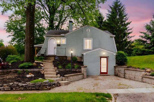 651 Eastern Ave, Bellefontaine, OH, 43311-2613 | Card Image