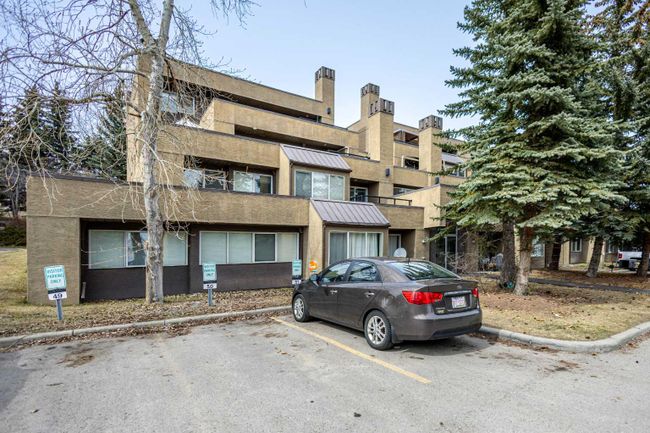 9 - 211 Village Terrace Sw, Home with 2 bedrooms, 1 bathrooms and 1 parking in Calgary AB | Image 30