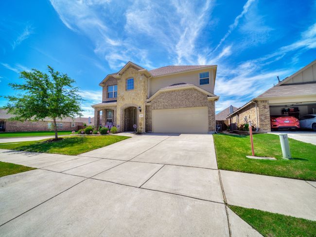 2460 Open Range Dr, House other with 4 bedrooms, 4 bathrooms and null parking in Fort Worth TX | Image 4