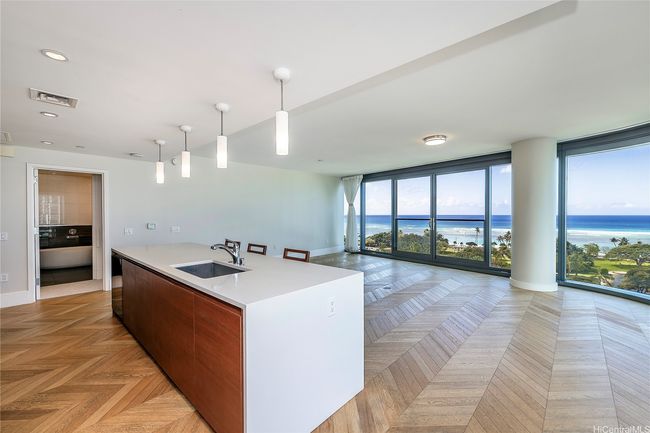 APT-1001 - 1108 Auahi St, Condo with 3 bedrooms, 3 bathrooms and 2 parking in Honolulu HI | Image 7