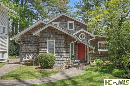 343 Cullasaja Dr, Highlands, NC, 28741-0379 | Card Image
