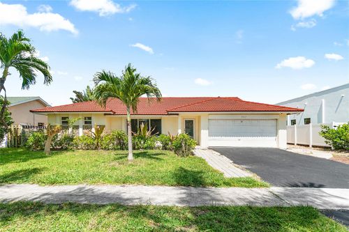 7517 W Country Club Blvd, Boca Raton, FL, 33487-1449 | Card Image