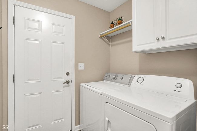 1056 Hilltop Commons Blvd, Condo with 3 bedrooms, 2 bathrooms and null parking in Whiteland IN | Image 20