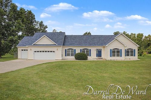 10221 Duncan Lake Ave, Caledonia, MI, 49316-9413 | Card Image