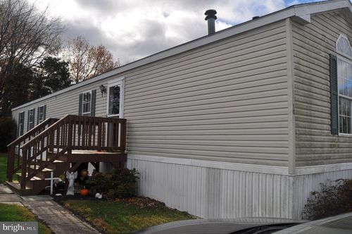10 Siding Ln, MILLERSBURG, PA, 17061-8844 | Card Image