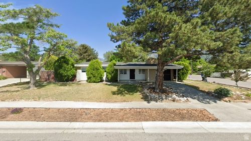 10499 S Carnation Dr, Sandy, UT, 84094-4774 | Card Image