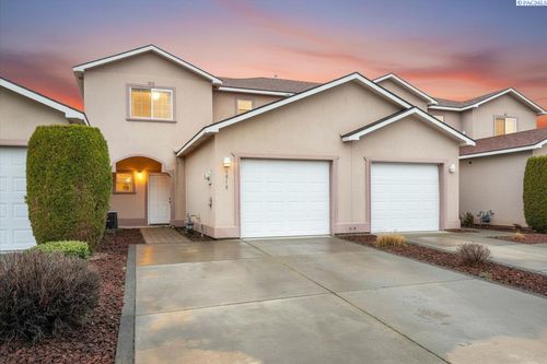 6018 Mia Ln, Pasco, WA, 99301-6664 | Card Image