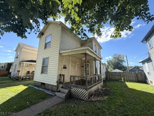 807 Lexington Ave, Zanesville, OH, 43701-5286 | Card Image