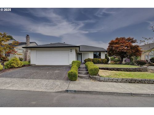 3205 Se 153rd Ave, Vancouver, WA, 98683-5142 | Card Image