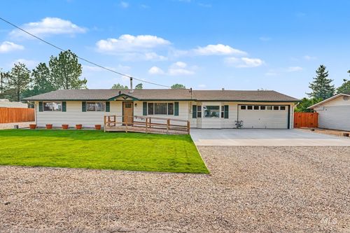162 S Ash Ave, Kuna, ID, 83634-2234 | Card Image
